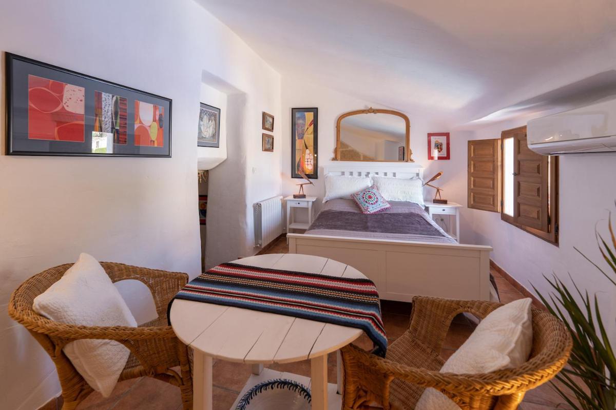 Atelier 88 Bed & Breakfast Alcala La Real Bagian luar foto